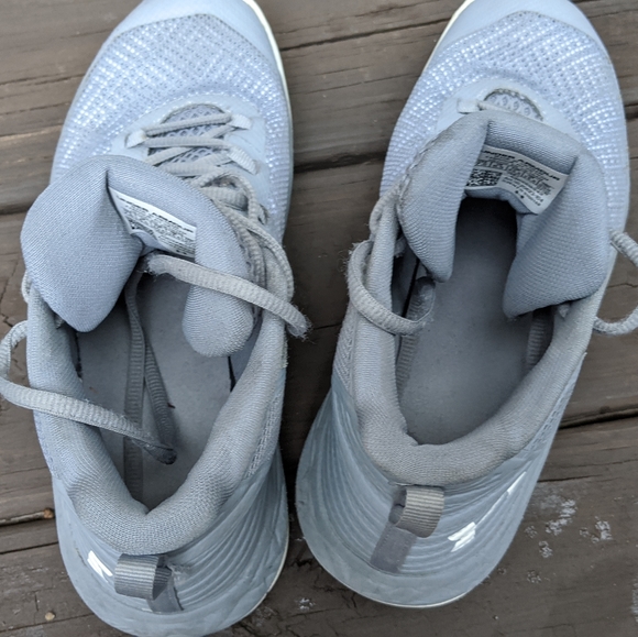 Gray Under Armour Basketball Shoes - Picture 5 of 6